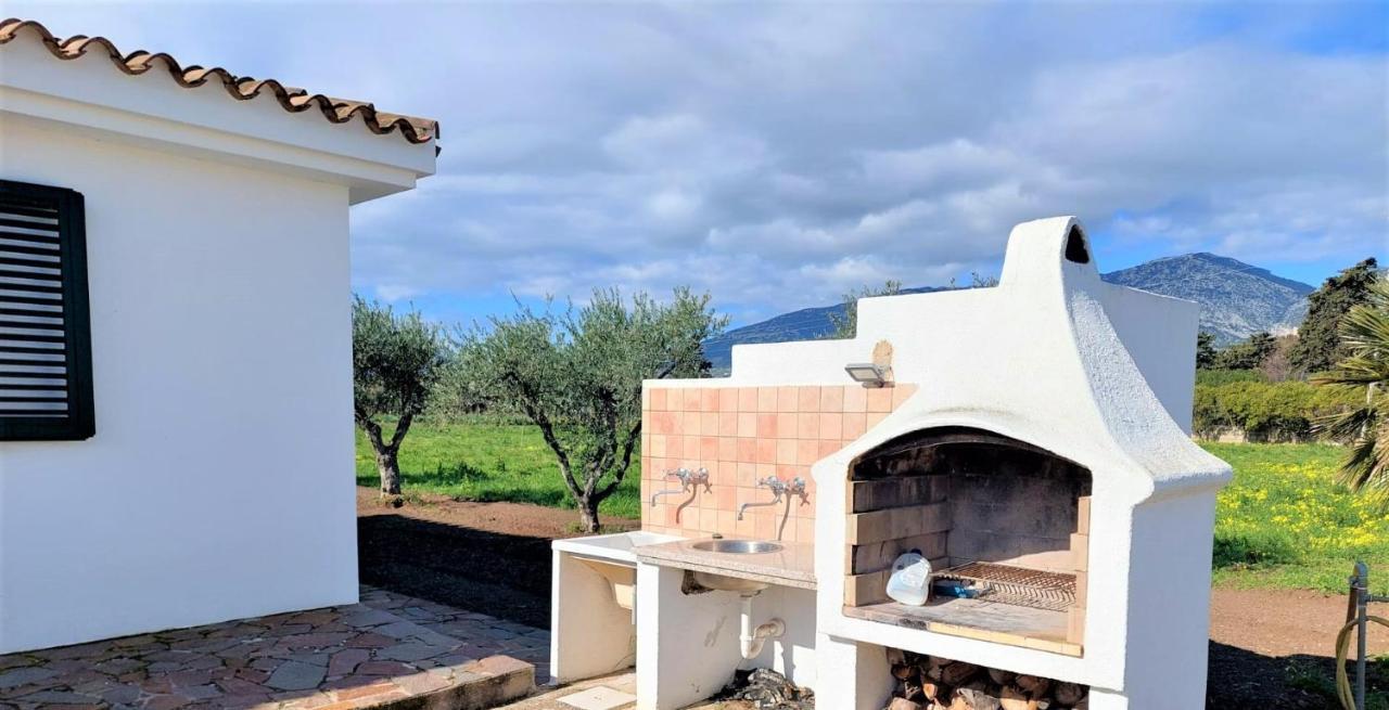 Appartamenti Sisula Manna Orosei Esterno foto